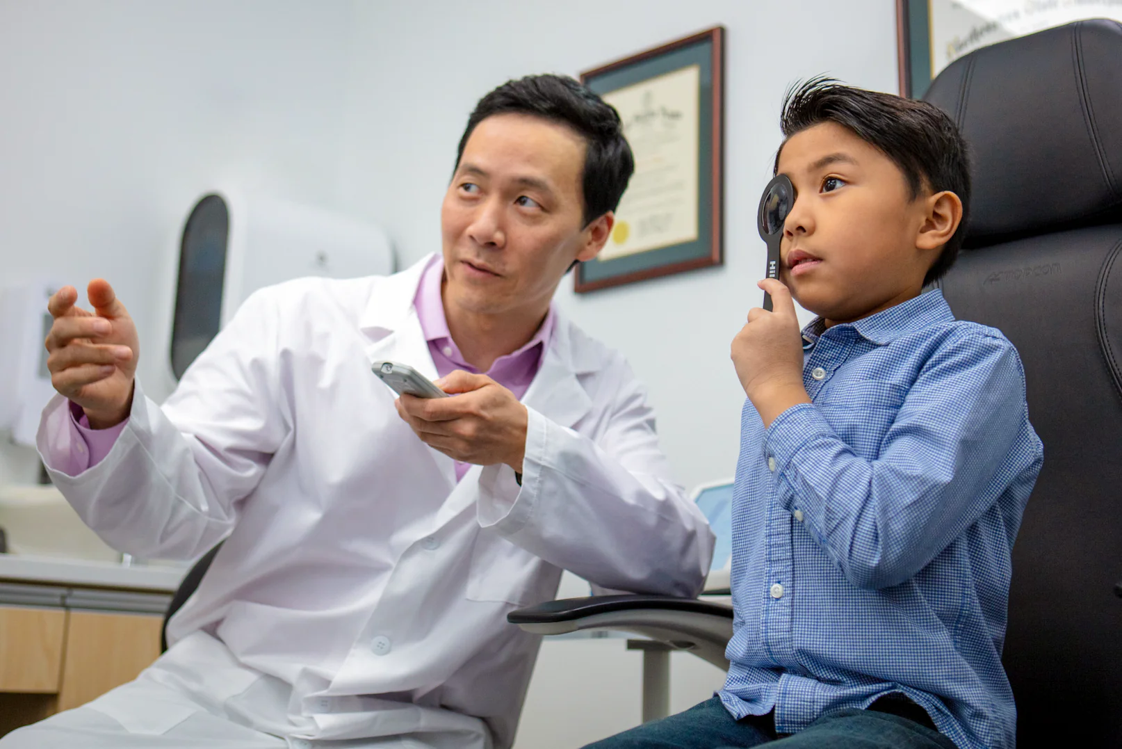 Iconic Style, Crystal Clear Vision